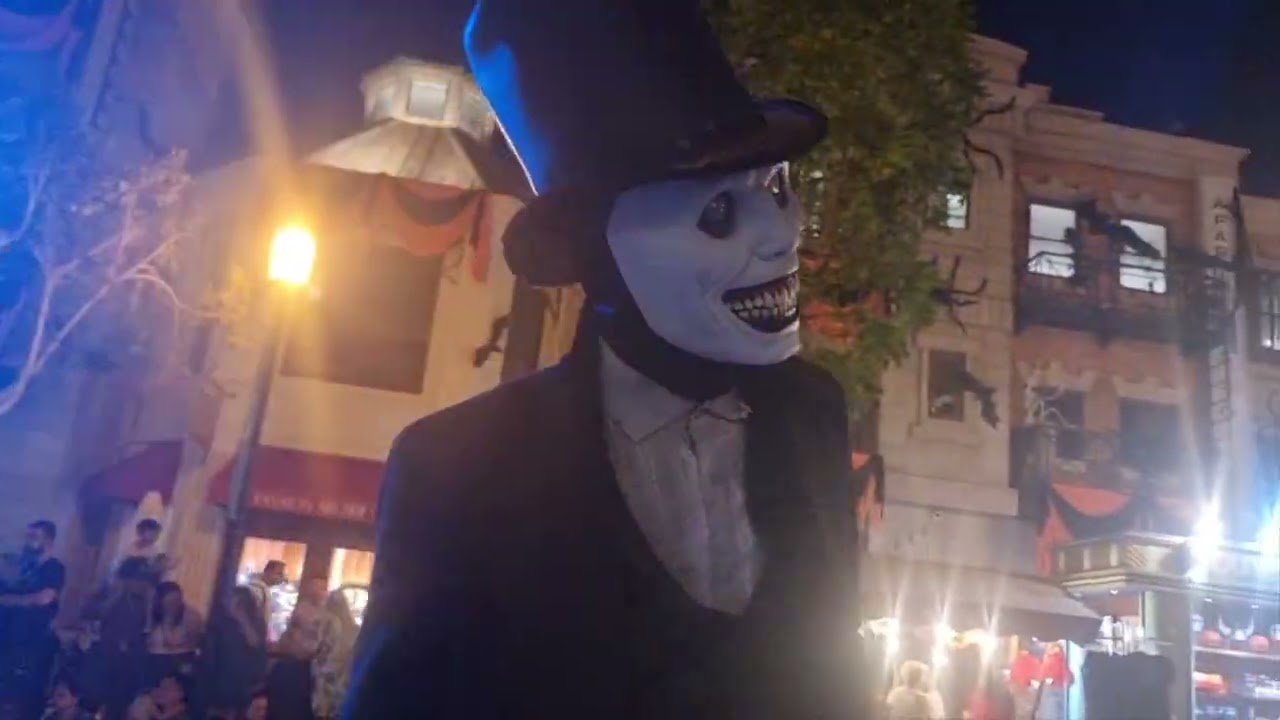 Halloween Show at Motiongate Dubai