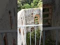 Una escalera que merece la pena subir. Jardín Botánico de Iruña de Oca.
