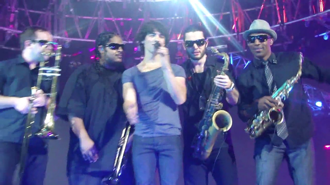 Jonas Brothers - Much Better, Ottawa, 8/31