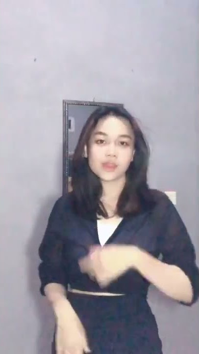 Goyang Tiktok Cewek Cantik Lagu Geleng-geleng