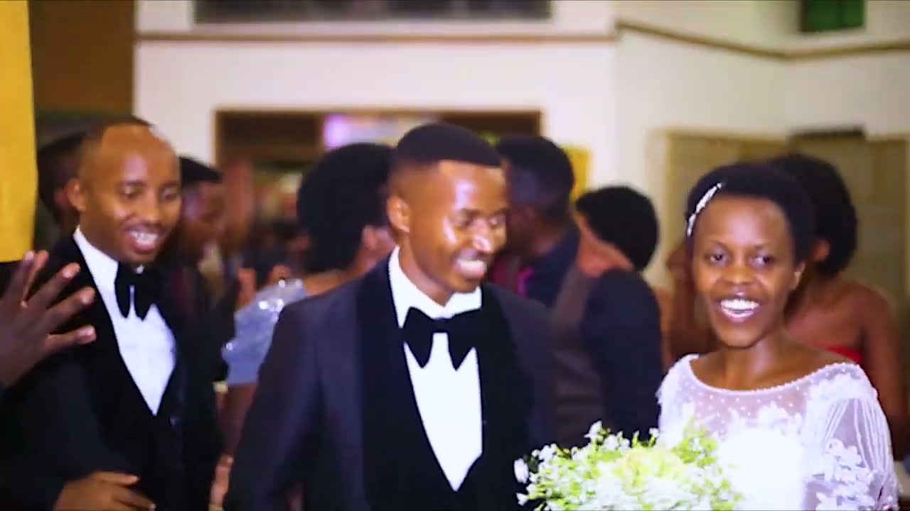 Ushimwe Papa by Ngabrina's family