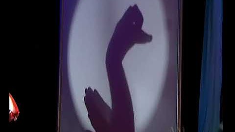 Louis Armstrong - What A Wonderful World (Shadow puppetry clip from Spicks and Specks)