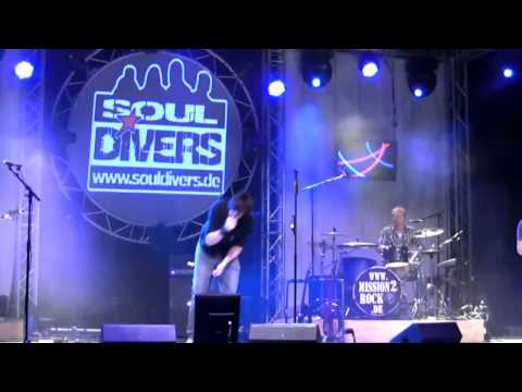 Souldivers - last resort live (Papa Roach cover)