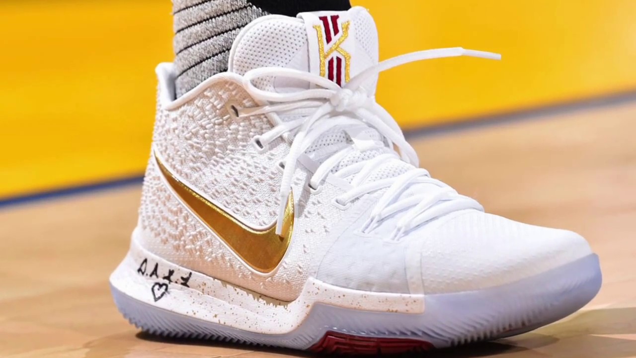 kyrie playoff shoes