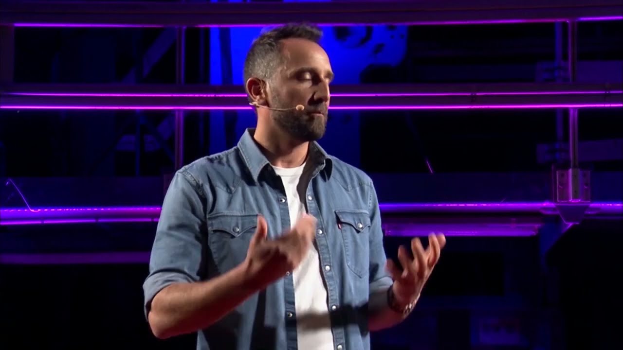 Pourquoi je choisis d’être un bisounours | Ismaël Khelifa | TEDxCanebière