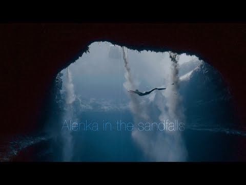 Alenka in the sandfalls