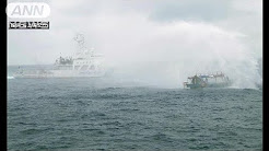 北朝鮮の違法イカ釣り漁船撃退  干しイカを放水で台無しに