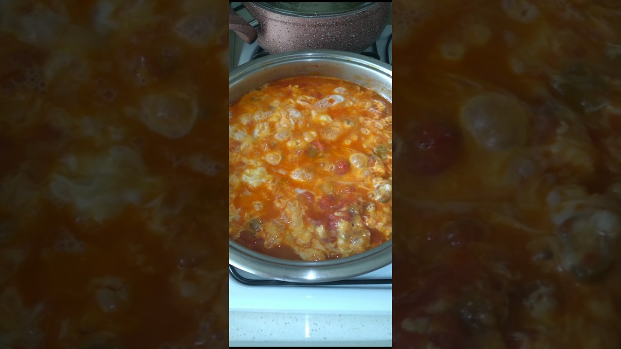 2 DİŞ SARIMSAK, BİBER, DOMATES, YUMURTA VE SOĞANSIZ MENEMEN HAZIR #menemen #food #eating #sebzeyemek