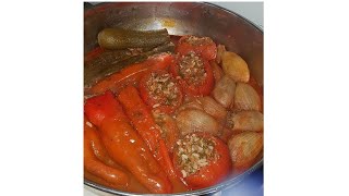 מתכון לממולאים בבשר - מיקס של ירקות ממולאים (בצל, עגבניה, פלפלים מתוקים, מלפפון)
