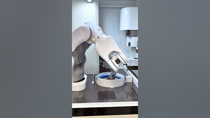 How an AI Robot Creates Custom K-Beauty Skincare 🤖