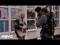 Nina Nesbitt - Way In The World (Behind The Scenes)