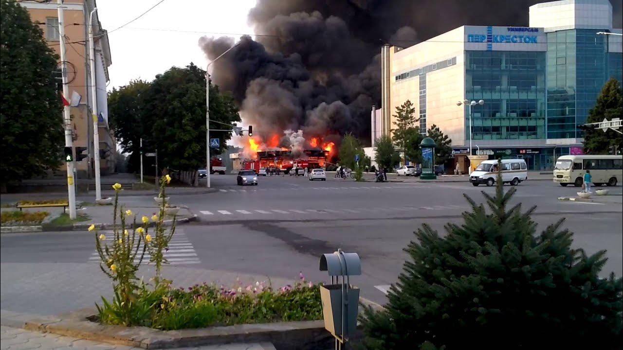 Пожар в новочеркасске 7 января 2023г. Пожар в новочеркасске сегодня 30. Пожар в новочеркасске сегодня. Что горит в новочеркасске. Новочеркасске сгорел ресторан.