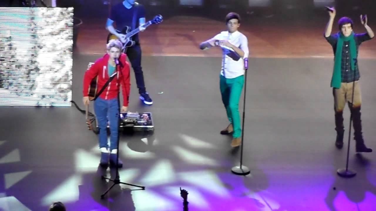 Use Somebody - One Direction in Nottingham