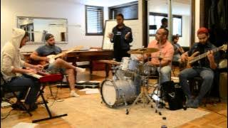 The Souldiers - Plenty (Erykah Badu Cover)