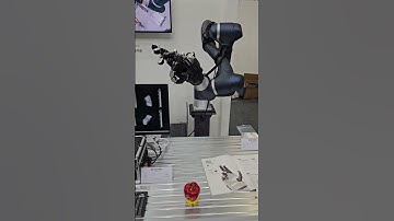 @AIDINROBOTICS  at #Robotworld Korea #robotics #limbedrobotics