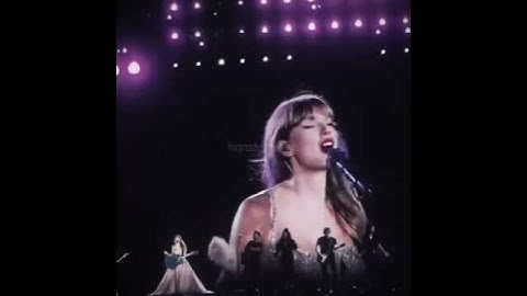 #TAYLORSWIFT she