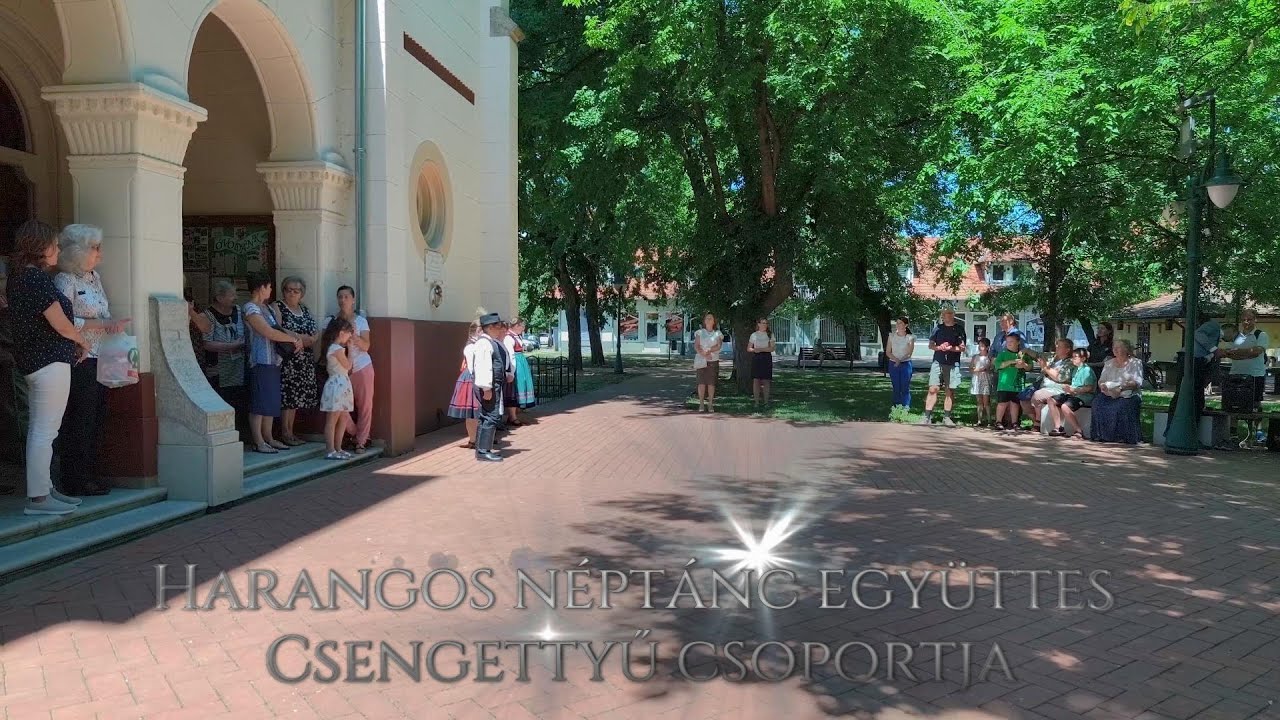 Harangos néptánc együttes Csengettyű csoport