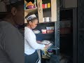 Sigaya uphuthu lukajeqe