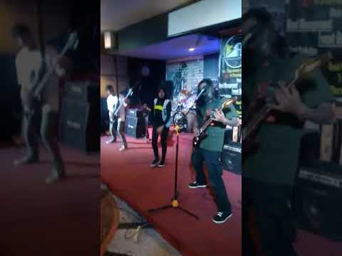 GRINDSIDE - KRISIS MORAL at Pascorner Cafe