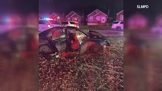 St. Louis police pursuit ends in crash
