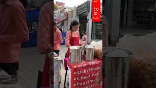 Hard Working Didi Selling Pani Puri Golgappa Gupchup Indian Street Food 