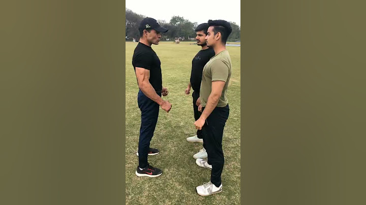 Road Fight With Commando #missionsavenirbhaya#selfdefencetechniqe#commandofitnessclub