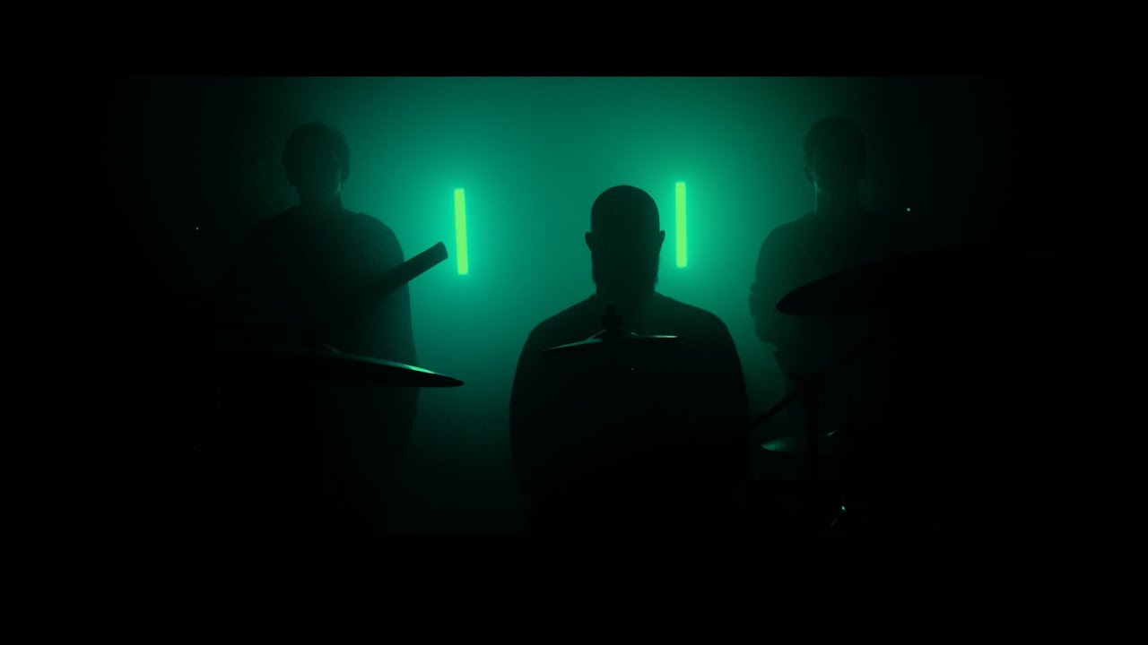 Chronologist - Mountain Don't (Official Video) adlı videoyu YouTube'da izle Chronologist - Mountain Don't (Official Video) adlı videoyu YouTube'da izle