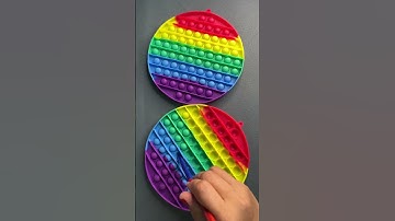 Popping Pop It With the Tune #shorts #popit #satisfying #oddlysatisfying #trending