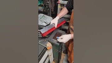 Grizzly G0519 milling machine. Column base scraping 8 of 8