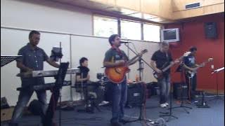 Bicchinno Abeg (Warfaze) performed by Sandpipers