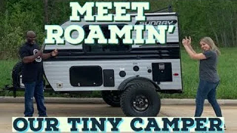 TOUR OF OUR TINY CAMPER | SUNRAY SPORT 109 | ROAMIN'