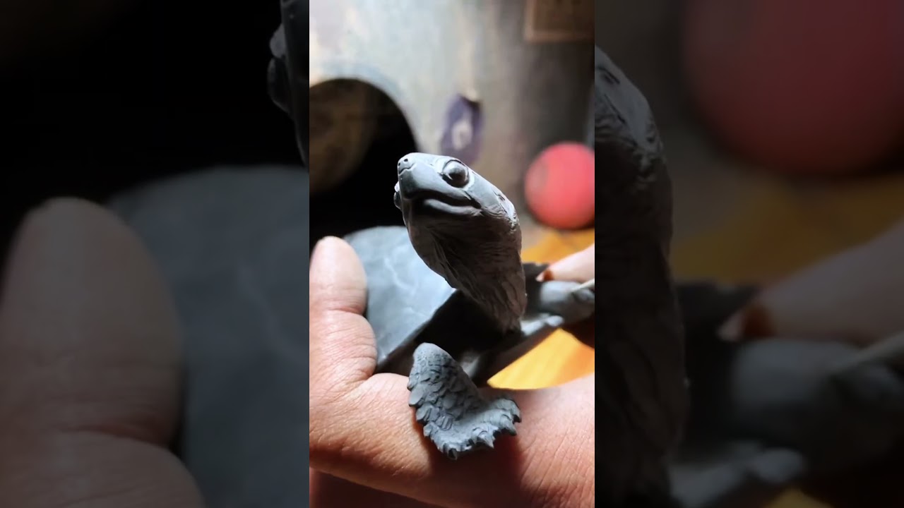 Daily master carving enjoying! We focus on the gorgeous crystal animals carving! 