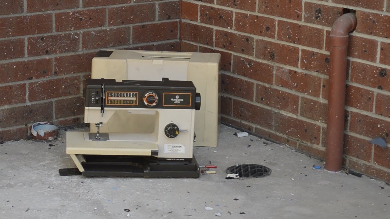 Smashing a Vintage Husqvarna 4700 Sewing Machine YouTube