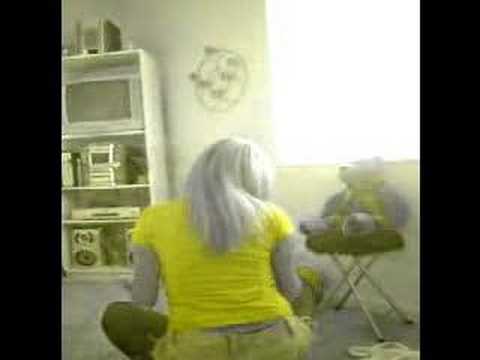 sexxiebebe23 dancing some more :) - YouTube