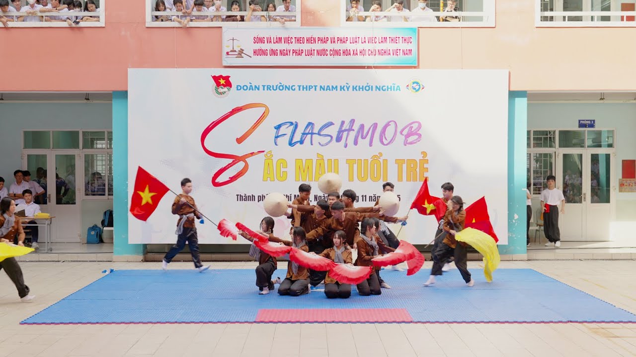 CHUNG KẾT Flashmob THPT Nam Kỳ Khởi Nghĩa - Lớp 11A08 - Sắc Màu Tuổi Trẻ