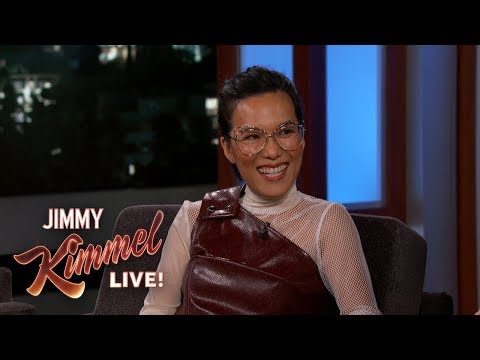 ali-wong-on-her-famous-dress,-dirty-jokes-&-keanu-reeves