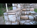Каменная лестница с диагональными ступенями