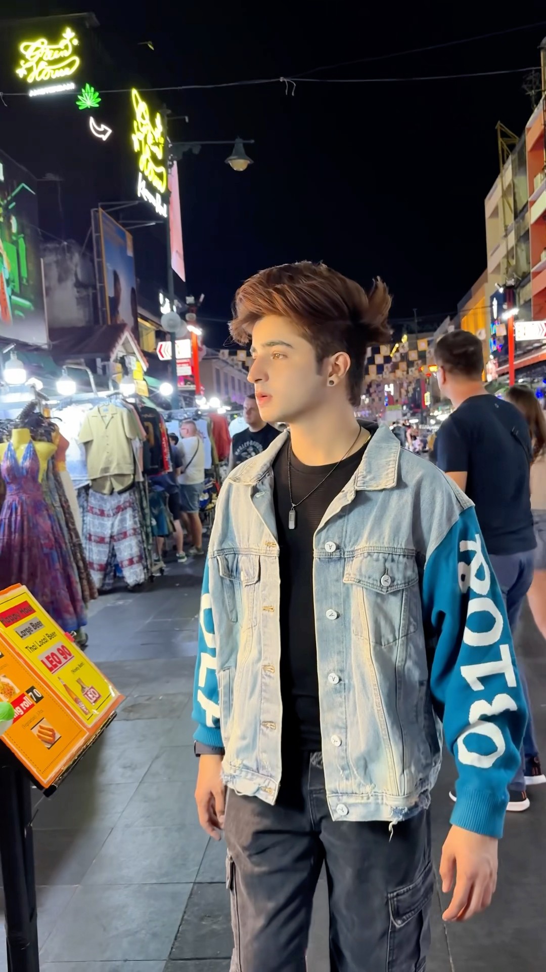 Thailand food ?? wait for end ?#gulshankalra #trending #viralvideo