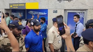 Mumbai Indians at Mumbai Airport today