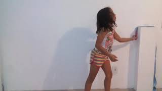 Sofia Reporte .dançando Com Fita Sofia Reporte .dançando Com Fita