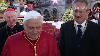 VATICANO (556) - Rückblick auf das Leben von Benedikt XVI.