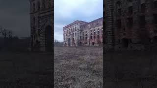 Заброшенное зернохранилище 1838. Величественное здание  неоренессанс почти разрушено Спешите увидеть