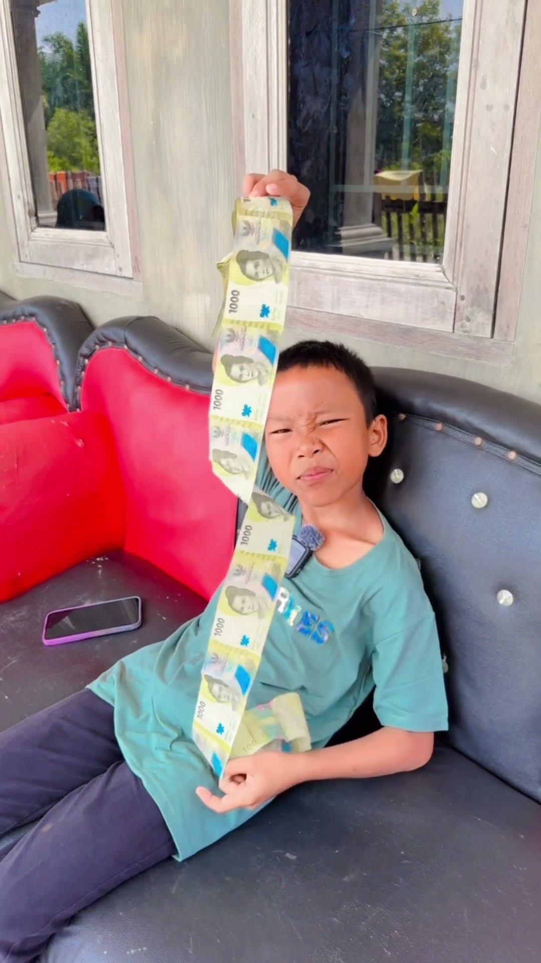 Riski nemu uang 1 m