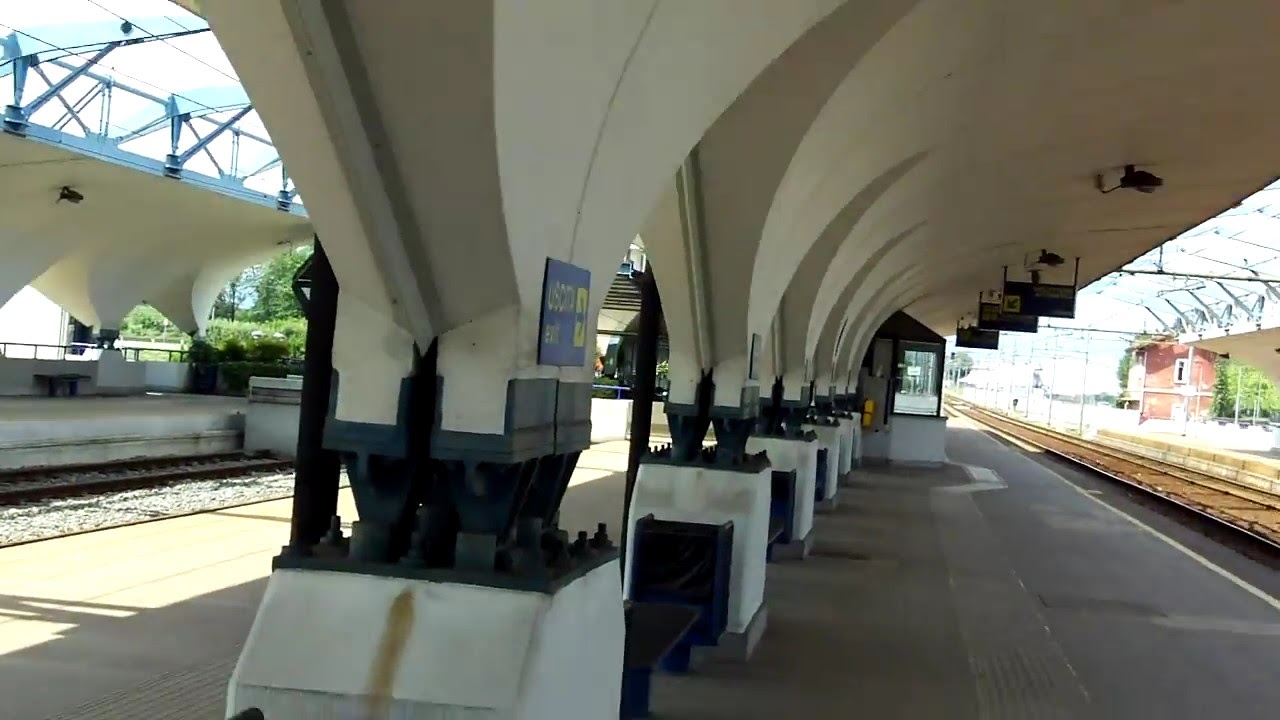 Aeroporto di Torino Caselle Stazione ferroviaria YouTube Aeroporto di Torino Caselle Stazione ferroviaria YouTube