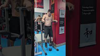 Weighted Knee Raises - Fitness Lesson