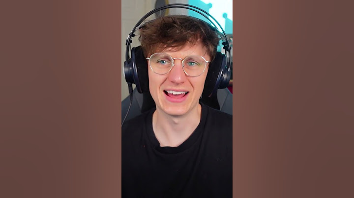 Youtuber BREAKS His Gold Play Button