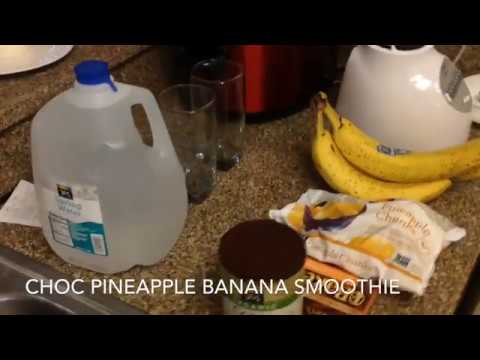 pineapple-banana-chocolate-smoothie-(healthy)