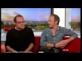 Capture de la vidéo Cutting Crew's Nick Van Eede & Gareth Moulton On Bbc Breakfast 2Nd Oct 2015