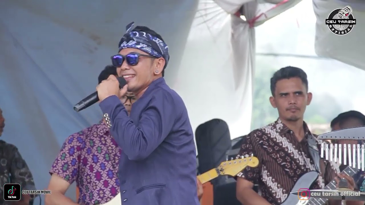 Men qora qolimni sargish rangga solib qoydim Erotik film: farishta fantaziyasi