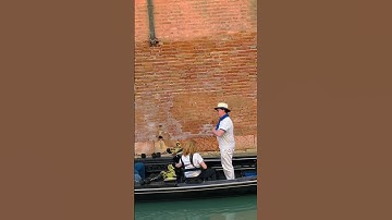 Thumbnail of Venice gondola song 🎉